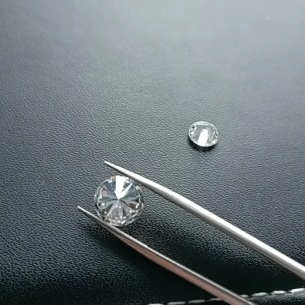 small_size_fancy_cut_lab_diamonds_10ct_round_brilliant_white_color_for_jewelry